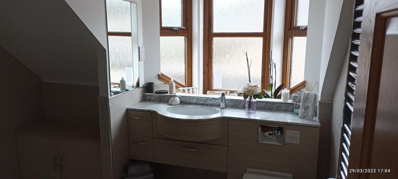 Outlander Boutique B&B Super King Cruden Bay Exterior photo